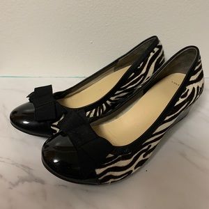 Cole Haan Tali Wedge Bow Zebra Print Size 9B